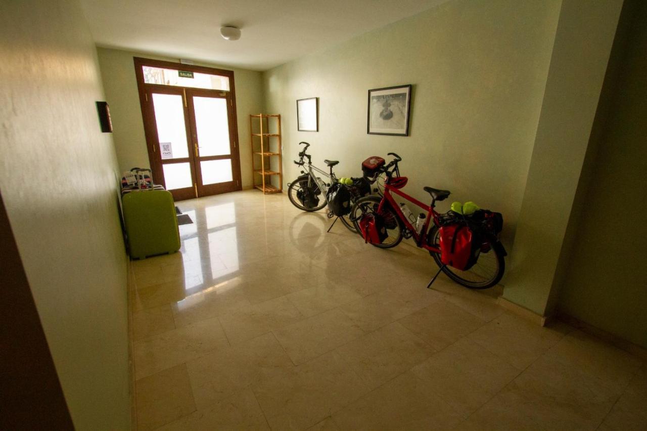 Casa Daniela Apartamentos-The Pilgrim'S House Apartments เอสเตลลา ภายนอก รูปภาพ